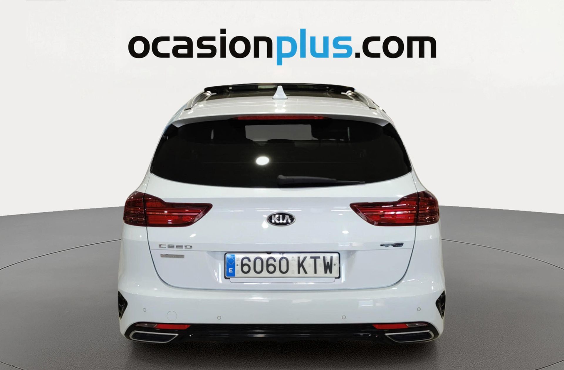 Kia Ceed 1.6 CRDi GT Line DCT - foto 18