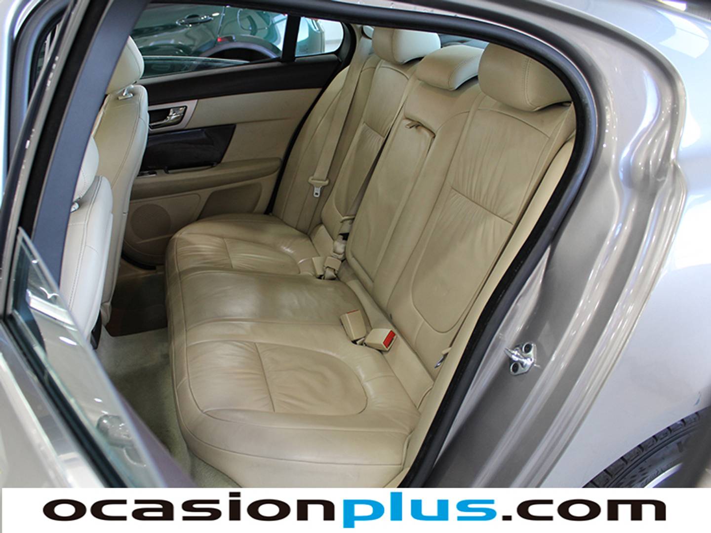 Foto Jaguar XF Jaguar XF 3.0 V6 Luxury (240 CV)