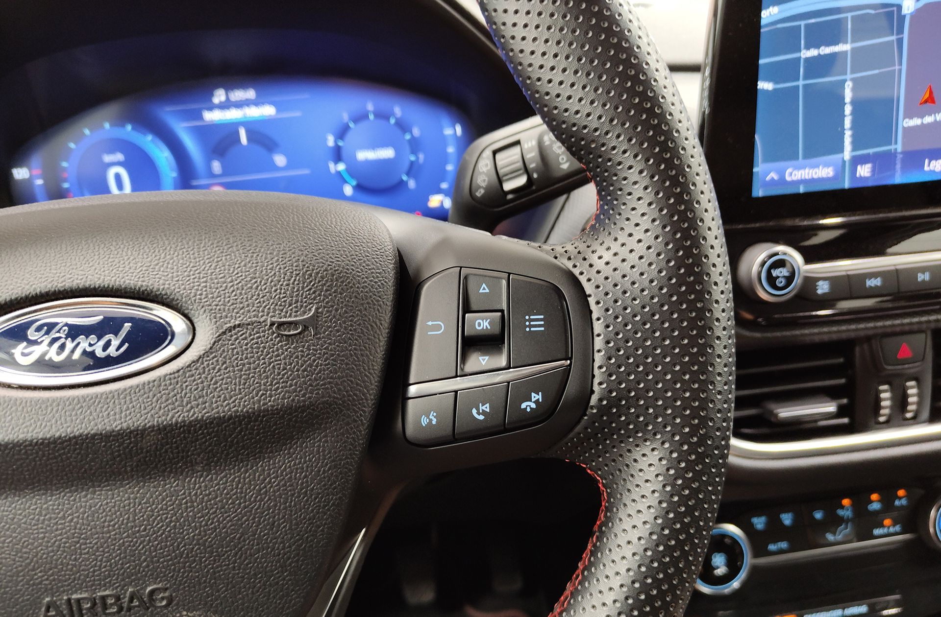 Ford Puma 1.0 EcoBoost MHEV ST-Line X - foto 29