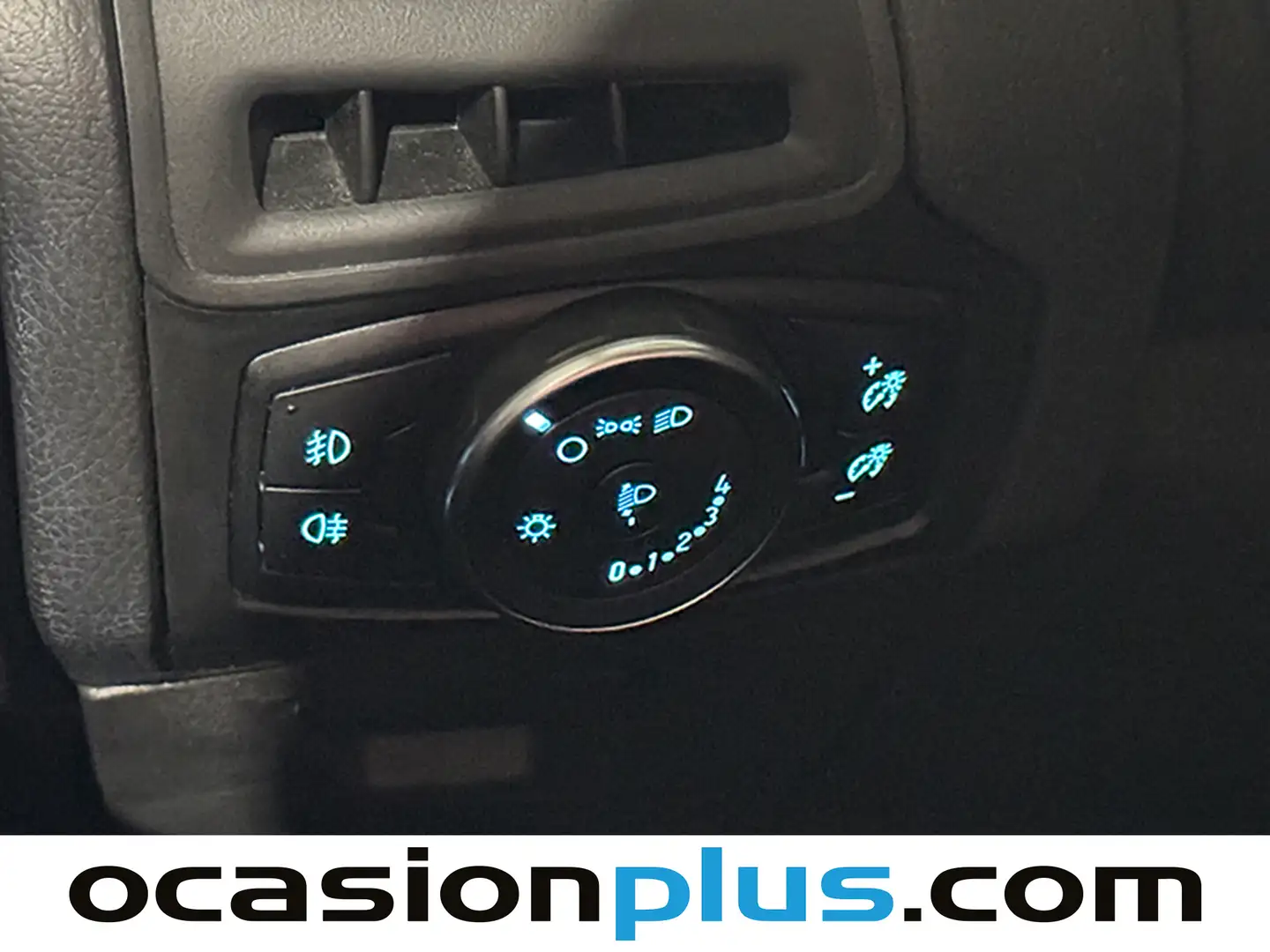 Foto Ford Focus Ford Focus SportBreak 1.5 TDCI Business (120 CV)