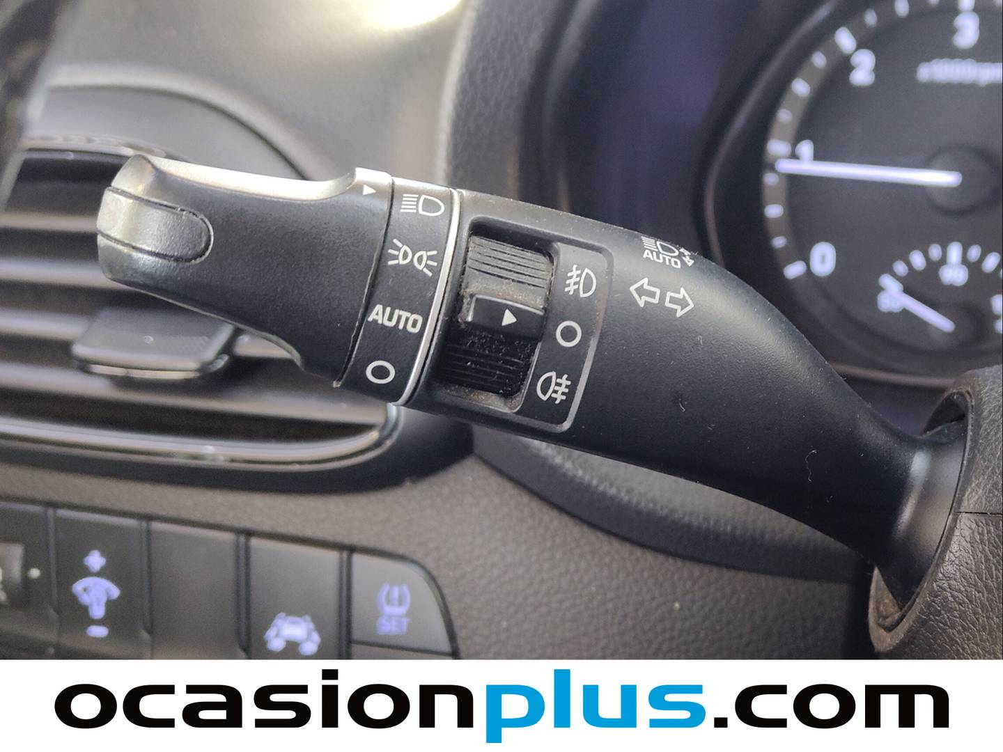 Accesorios del Hyundai i30 Hyundai i30 1.6 CRDI Tecno Fastback (136 CV)