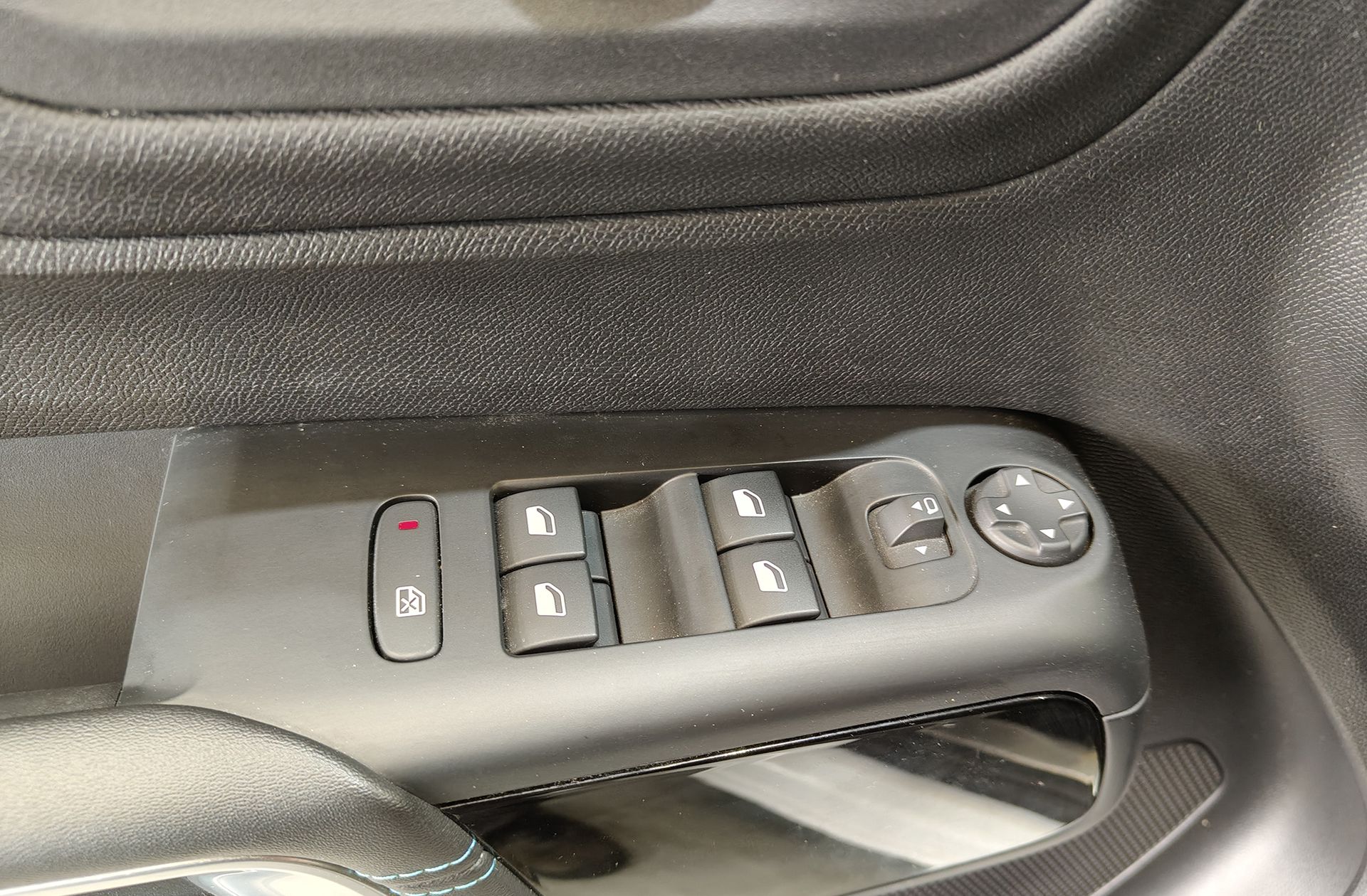 Citroën C5 Aircross 225 Shine Pack e-EAT8 - foto 41