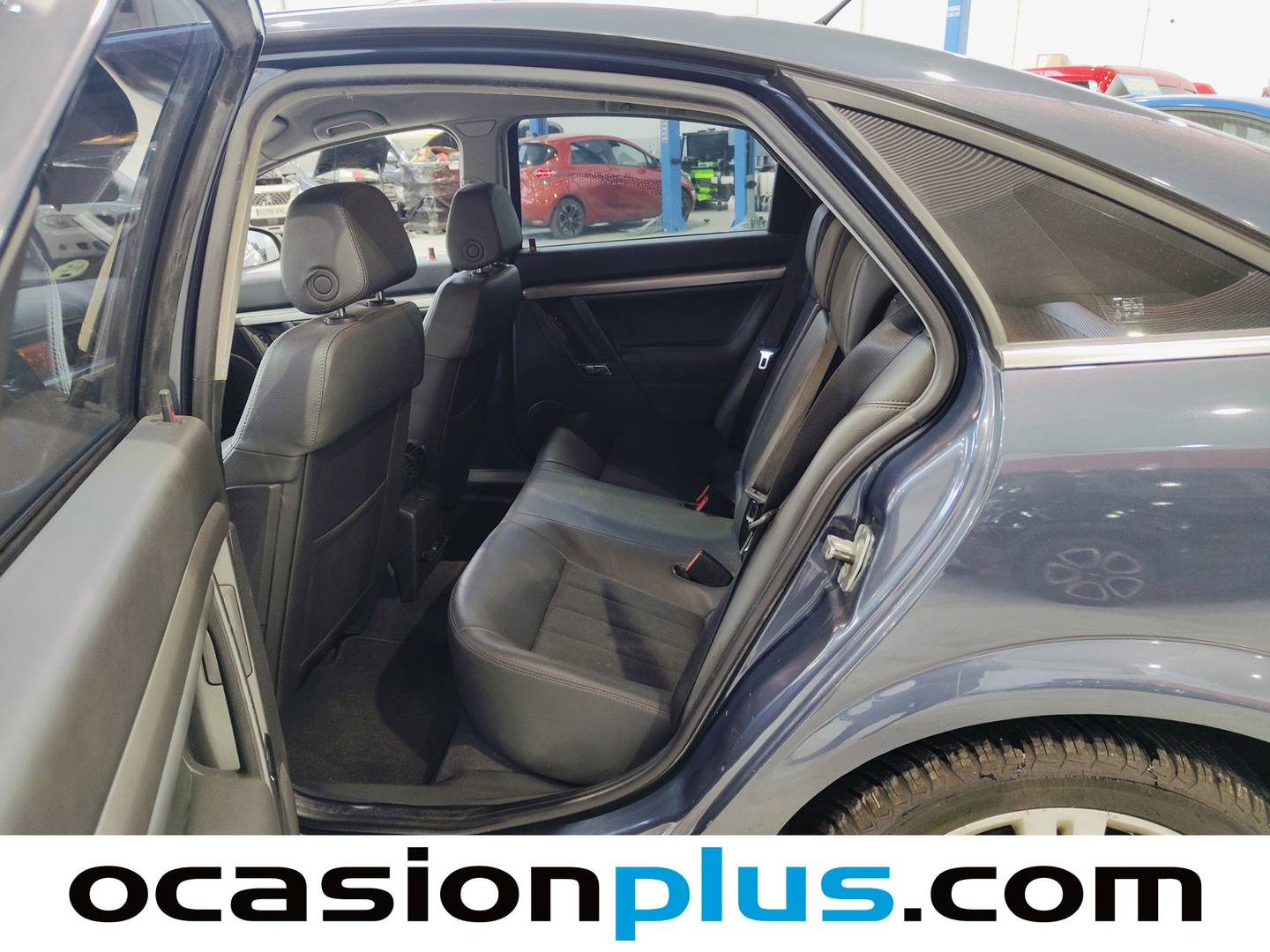 Foto asientos traseros Opel Vectra Opel Vectra 1.9 CDTI Elegance (120 CV)