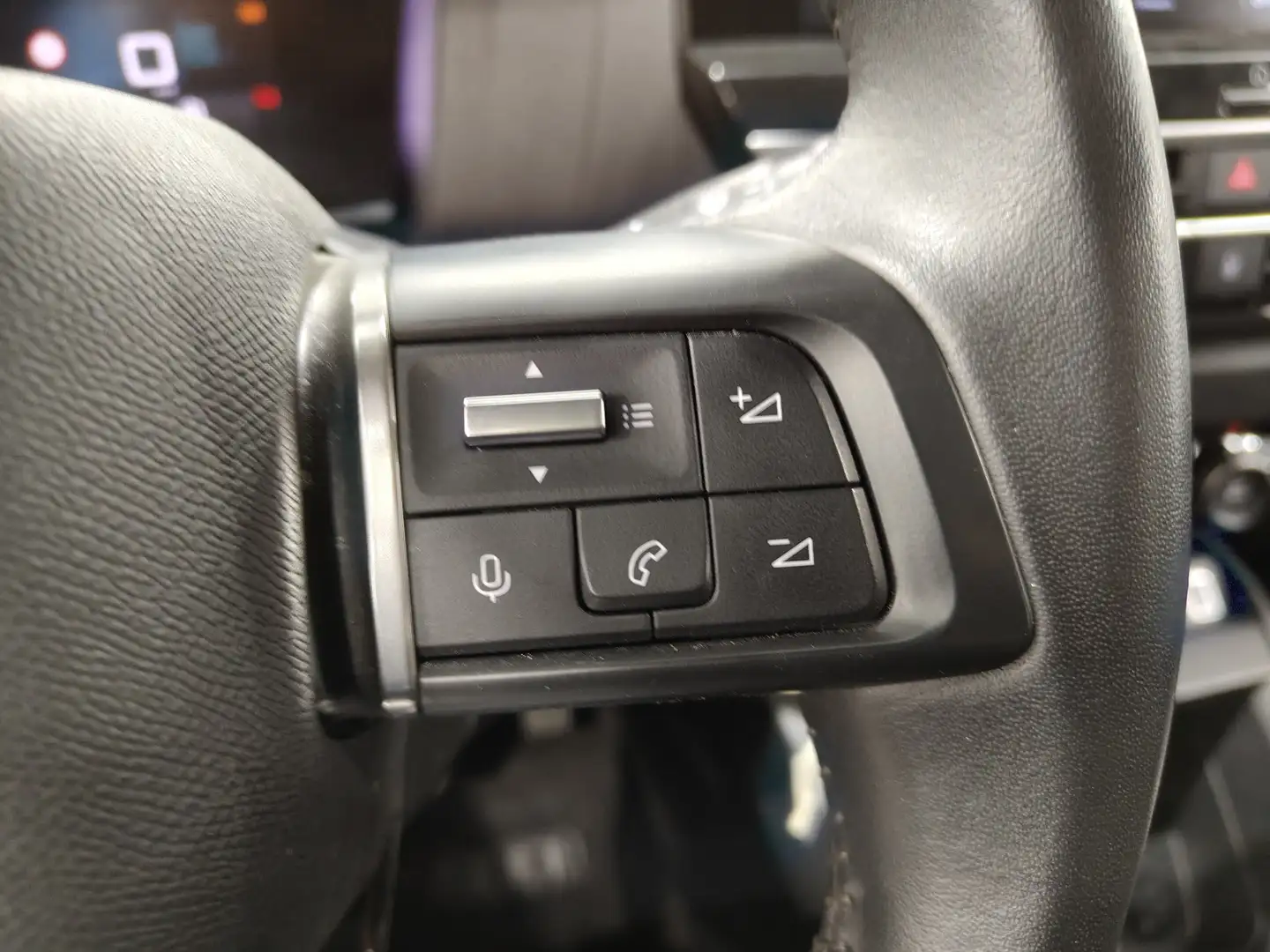 Foto Citroën C4 Citroen C4 PureTech 130 S&S 6v Feel Pack (130 CV)