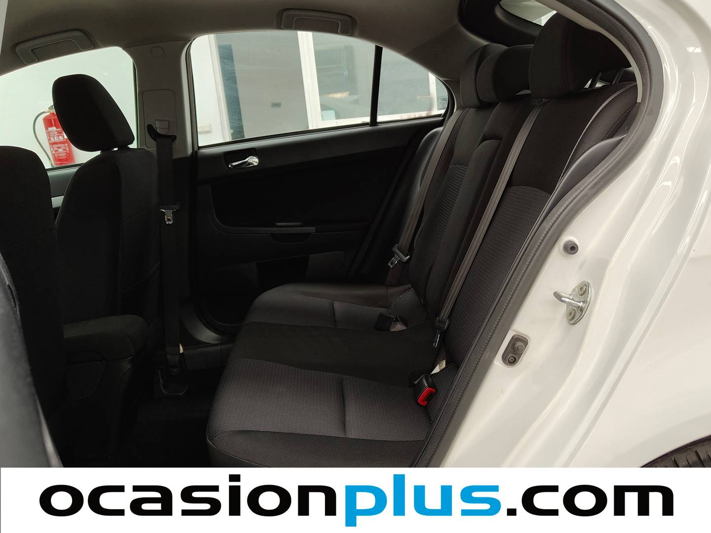 Foto asientos traseros Mitsubishi Lancer Mitsubishi Lancer SPORTBACK 1.5 MIVEC Invite (109 CV)