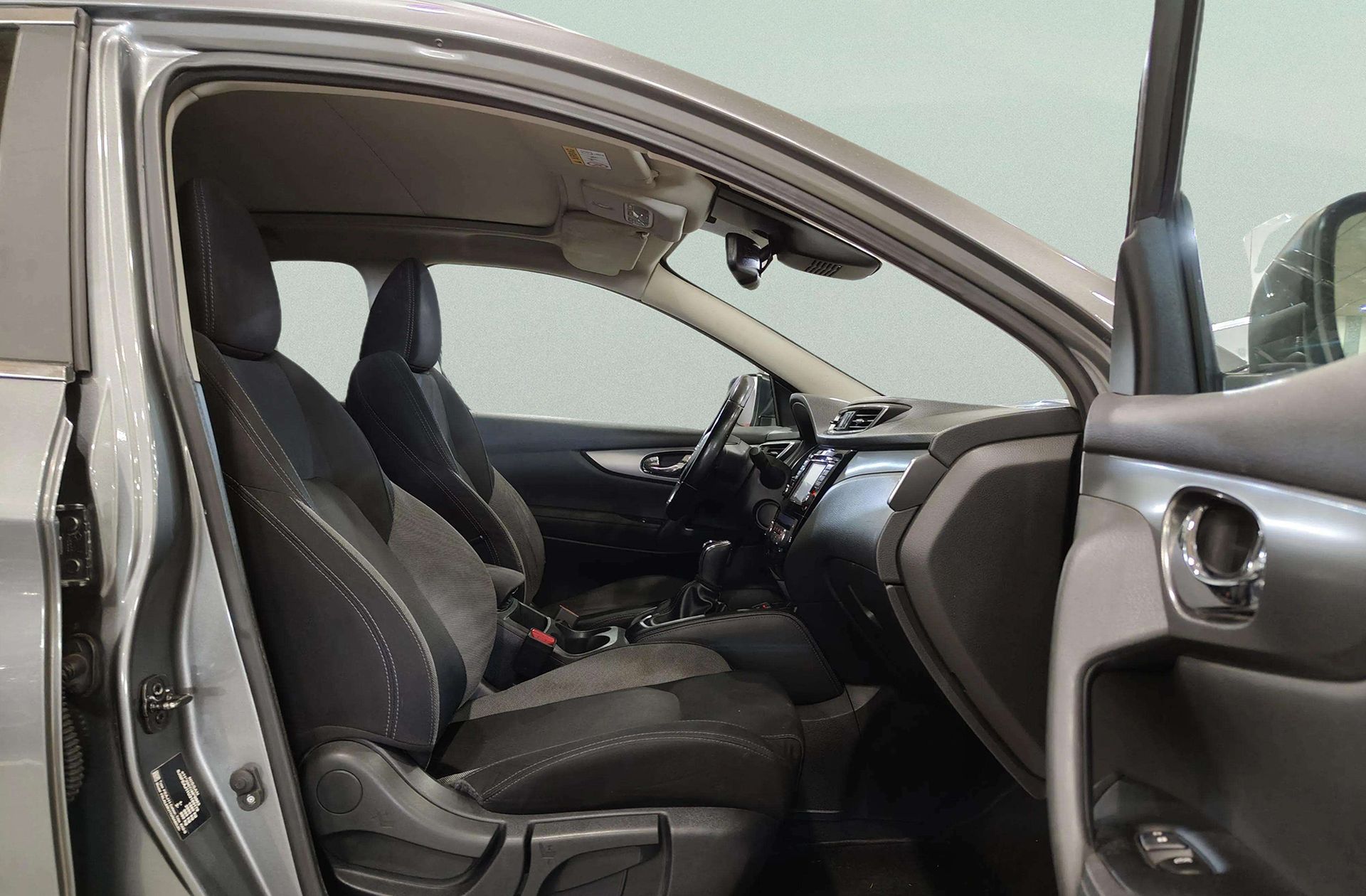 Nissan Qashqai DIG-T 115 N-Connecta Xtronic - foto 16