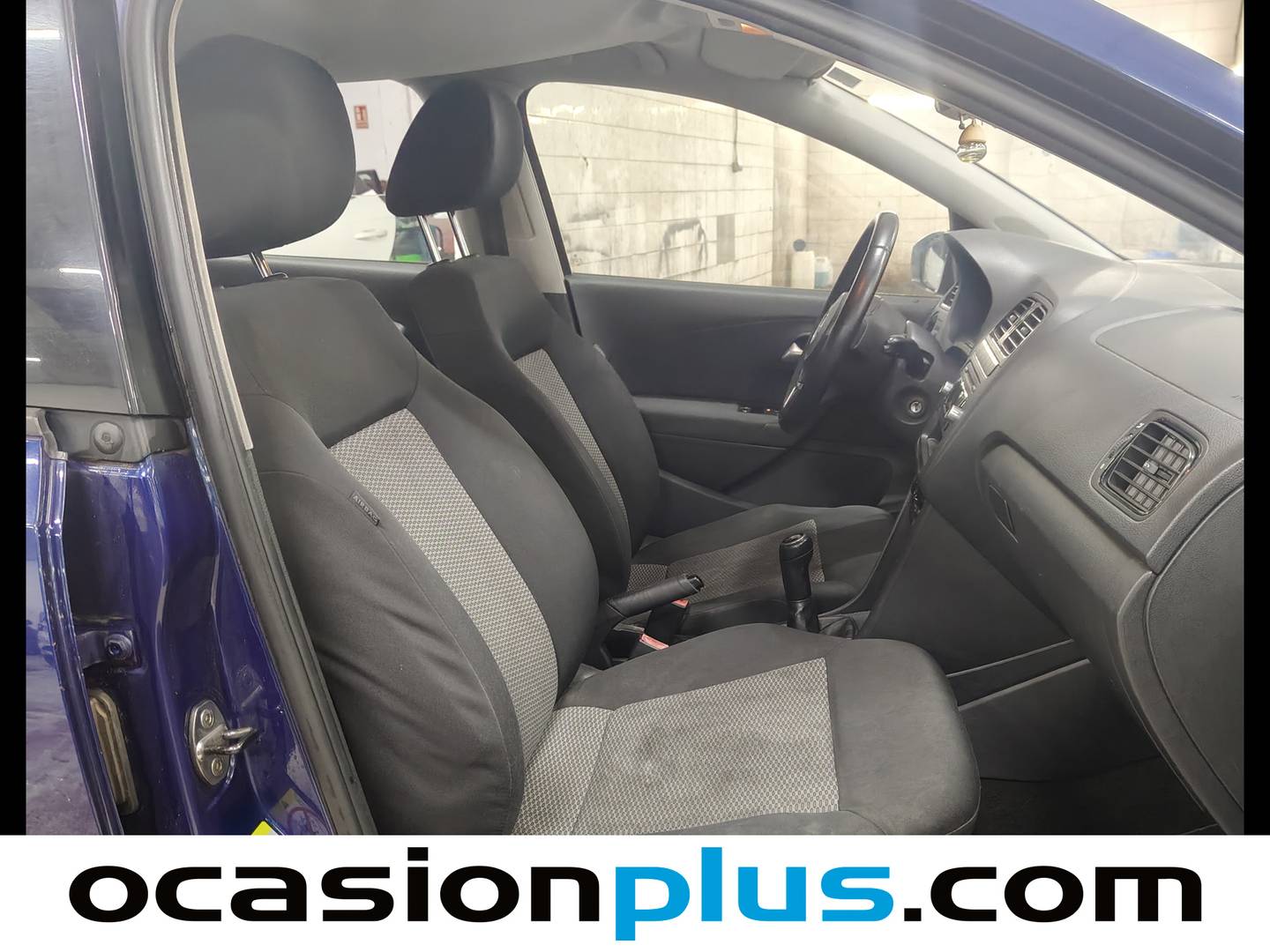 Foto Volkswagen Polo Volkswagen Polo Advance 1.2 TSI (90 CV) siete plazas