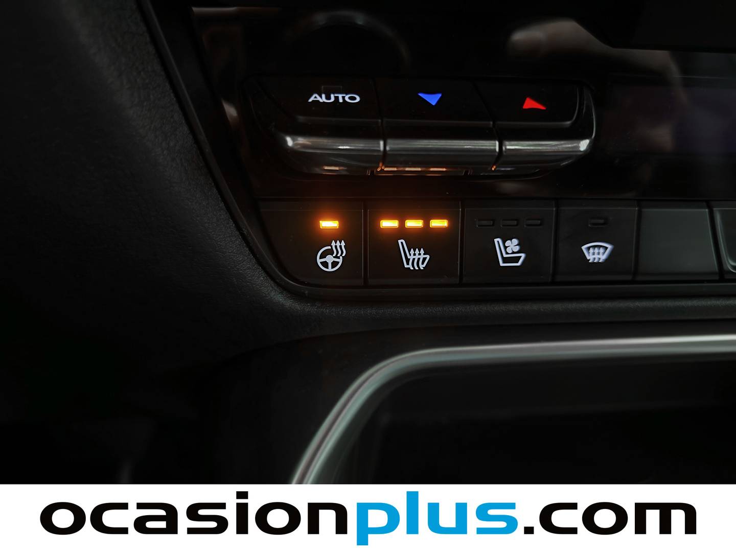 Equipamiento del Mazda CX-60 Mazda CX-60 3.3 e-Skyac D MHEV Homura 4WD Auto (254 CV)