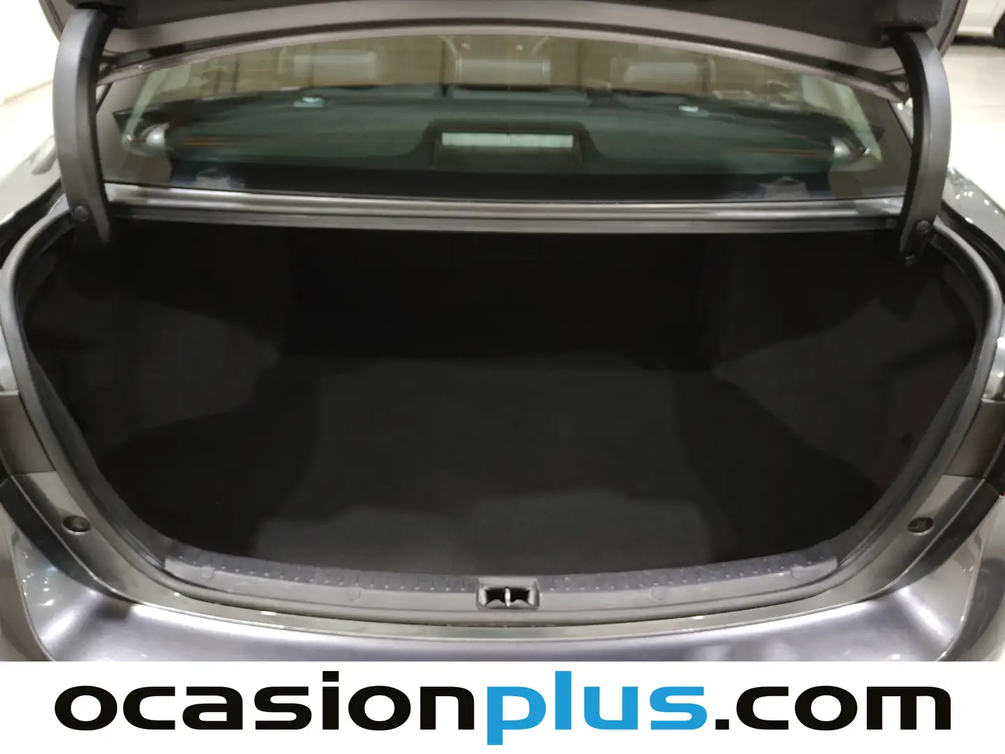 Foto Toyota Avensis Toyota Avensis 140 Advance (147 CV)