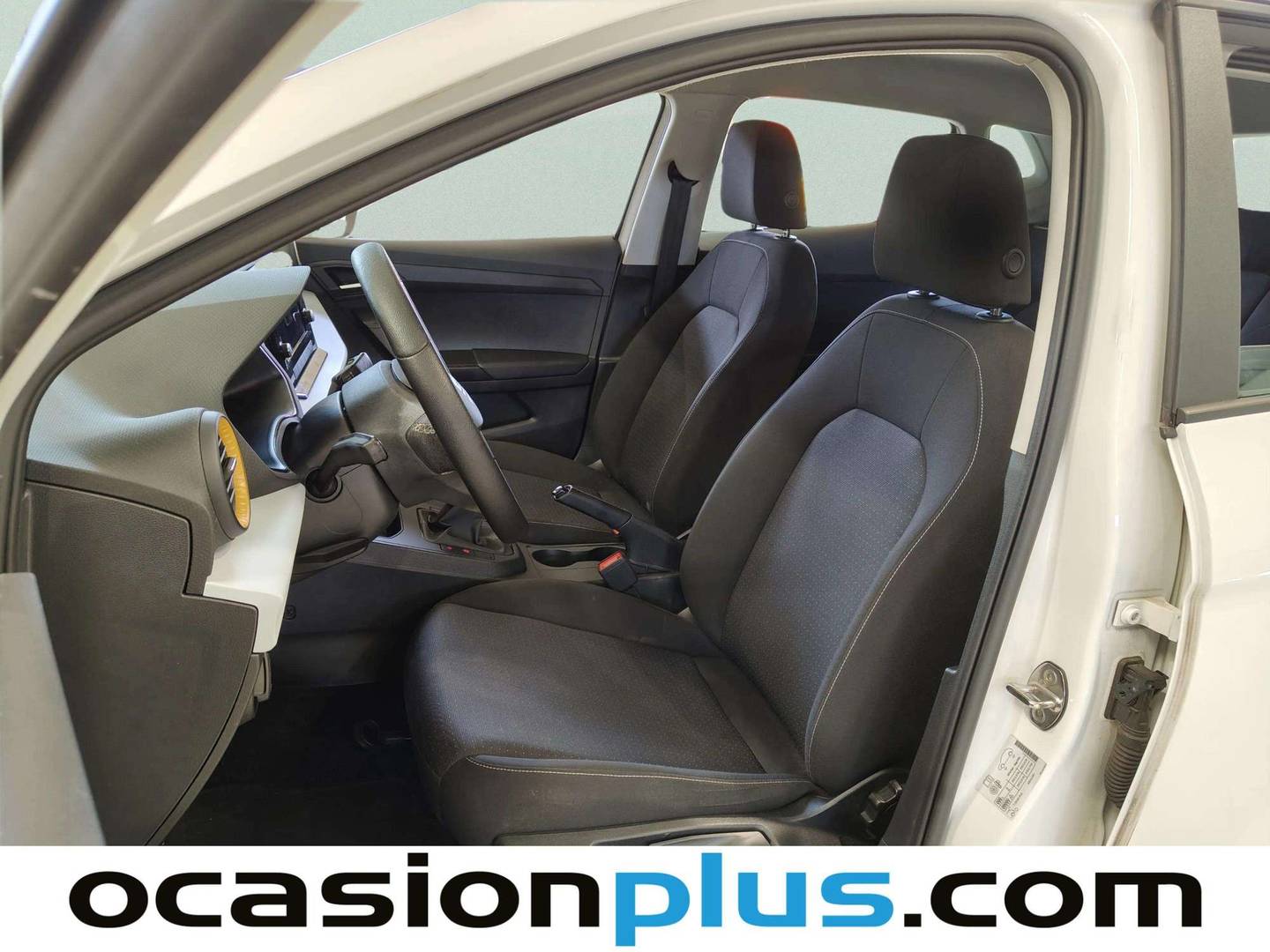 Foto asientos delanteros Seat Ibiza Seat Ibiza 1.0 TSI Style XL (95 CV)