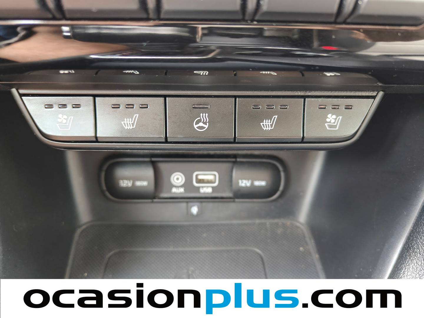 Equipamiento del KIA Sportage KIA Sportage 1.6 T-GDi GT Line DCT 4x4 (177 CV)