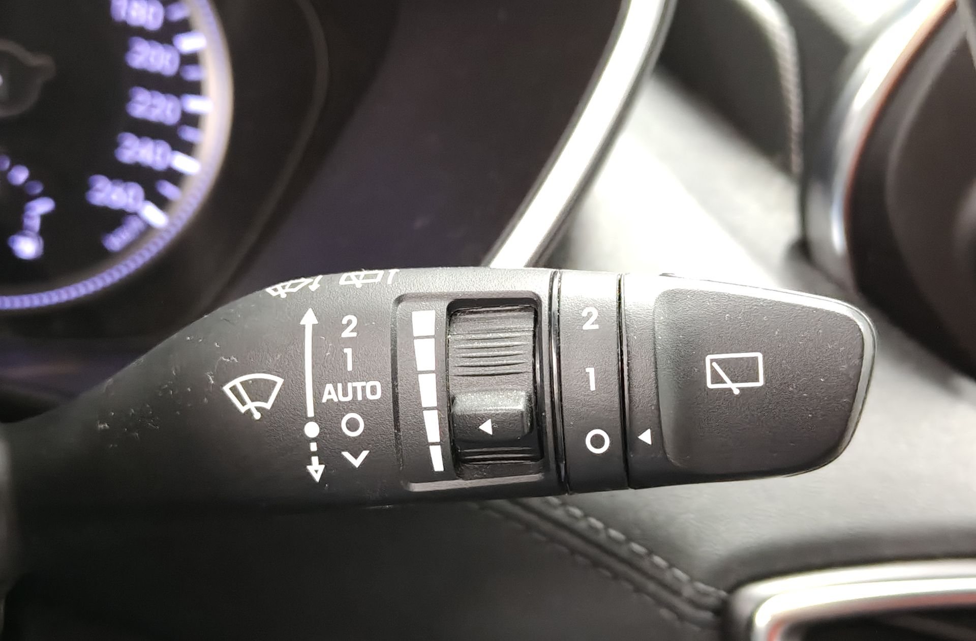 Hyundai Santa Fe 2.0 CRDi Essence 4x2 DK 7 plazas - foto 26