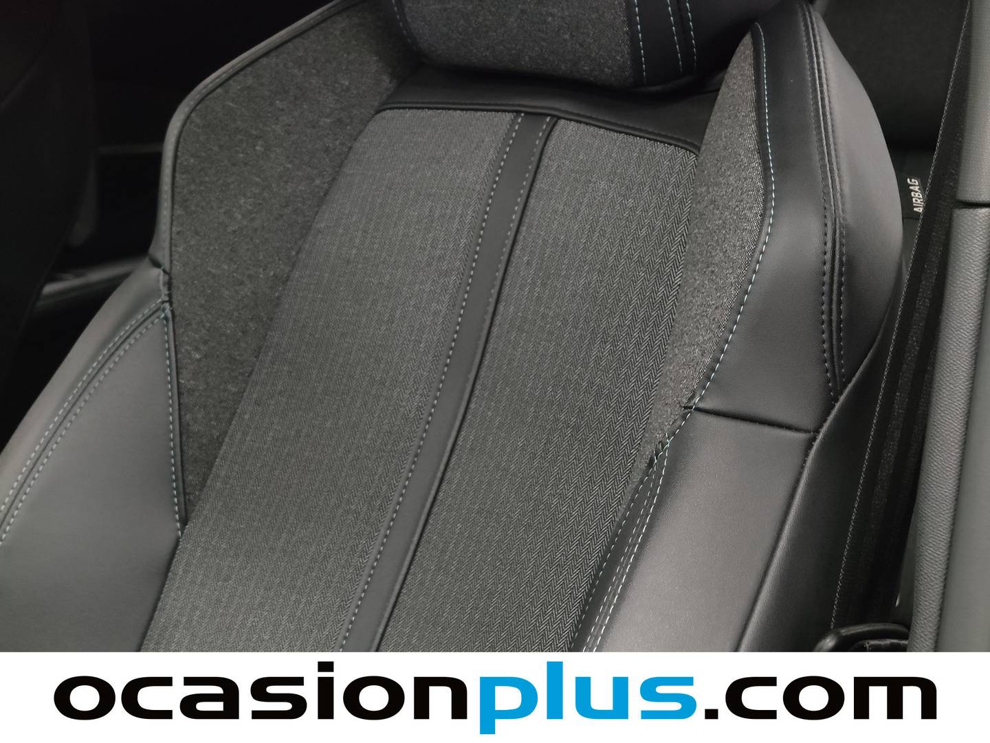 Foto Peugeot 5008 Peugeot 5008 PureTech 130 S&S Allure Pack EAT8 (130 CV) 7 plazas