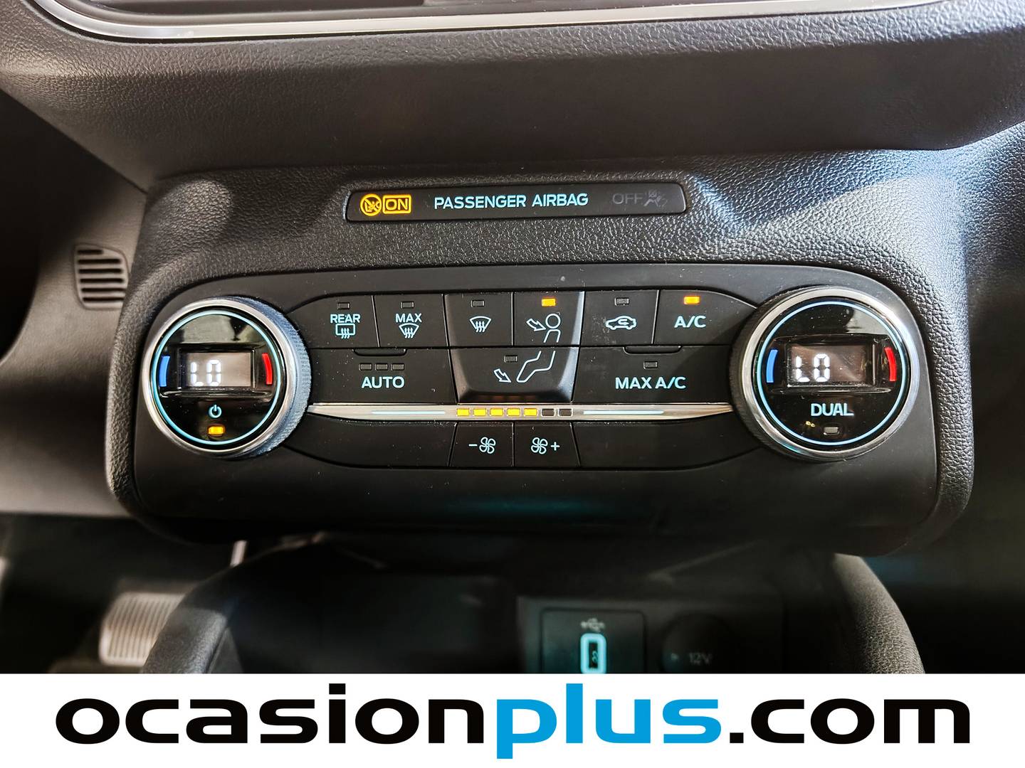 Foto Ford Focus Ford Focus 1.5 Ecoblue Titanium Auto (120 CV)