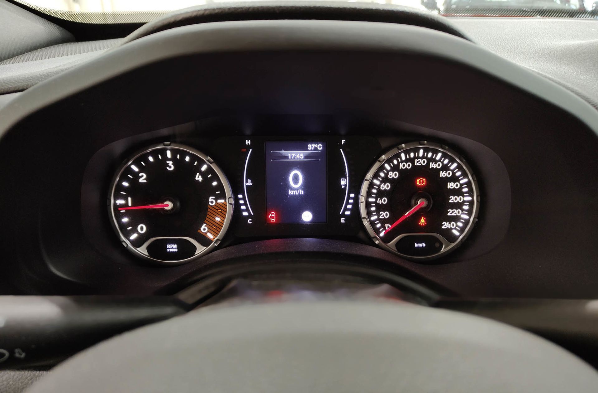 Jeep Renegade 1.6 MultiJet Sport 4x2 - foto 20