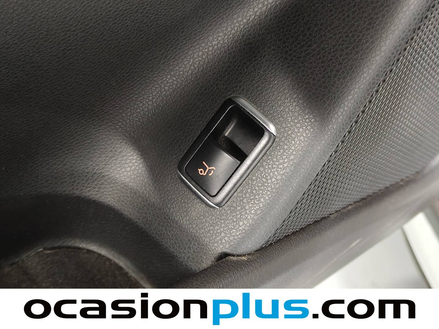 Foto Mercedes GLA Mercedes-Benz GLA GLA 200 Pack AMG (156 CV)