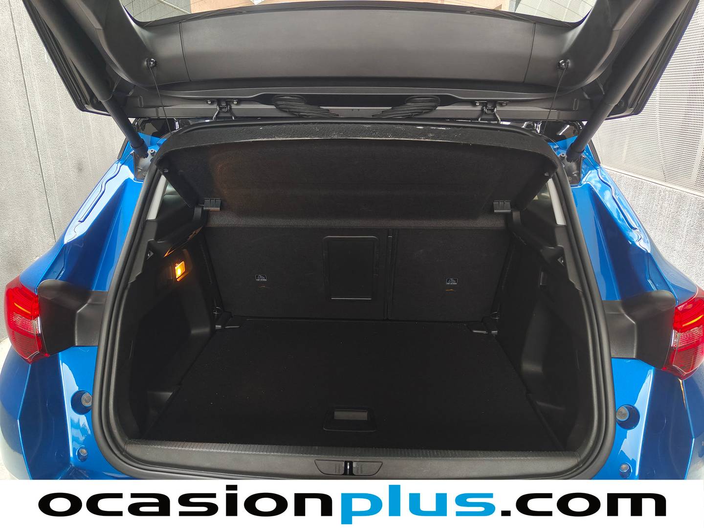 Fotos maletero Opel Grandland X Opel Grandland X 1.2 Turbo Ultimate Auto (130 CV)