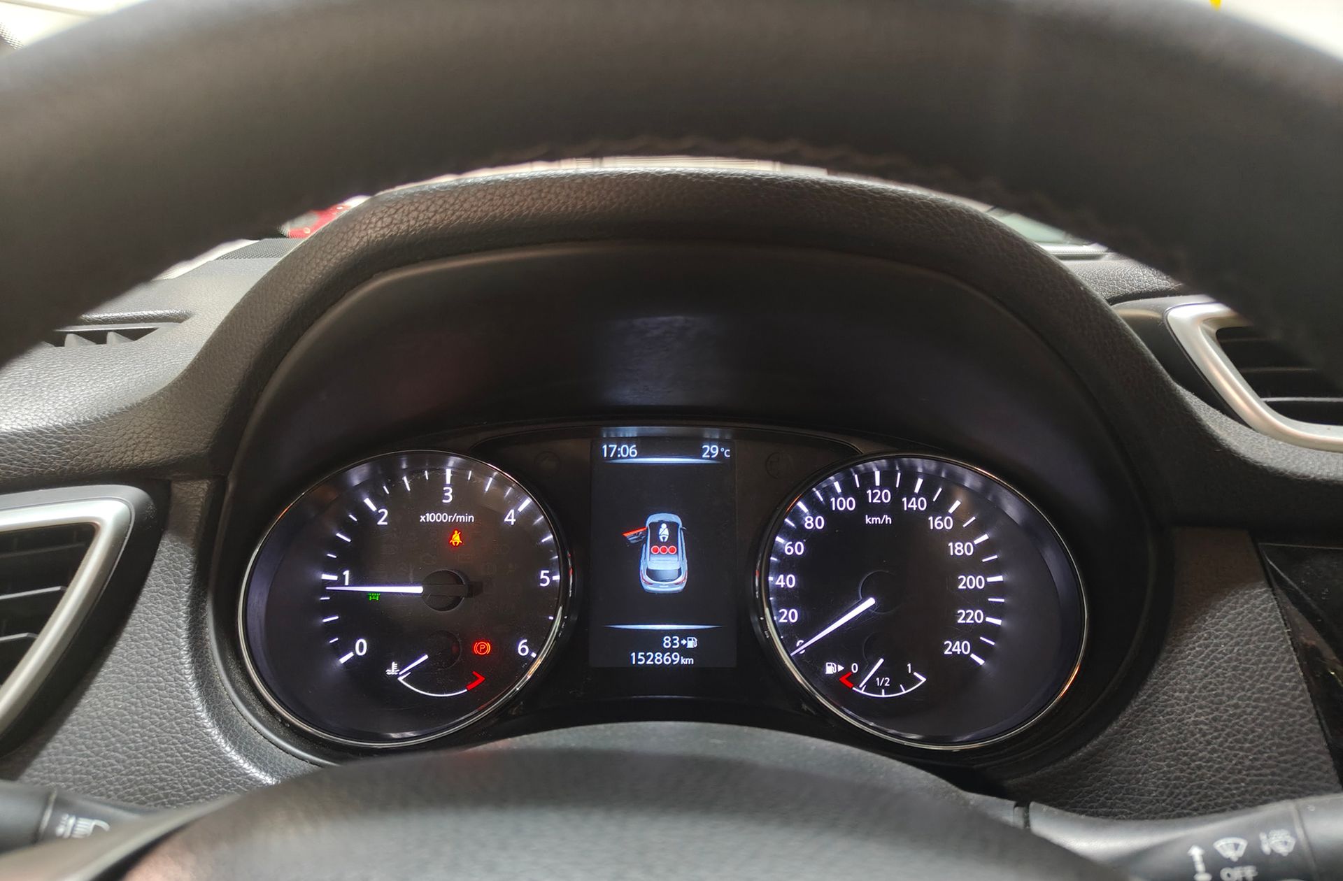 Nissan Qashqai dCi 130 Visia 4x4-i - foto 25