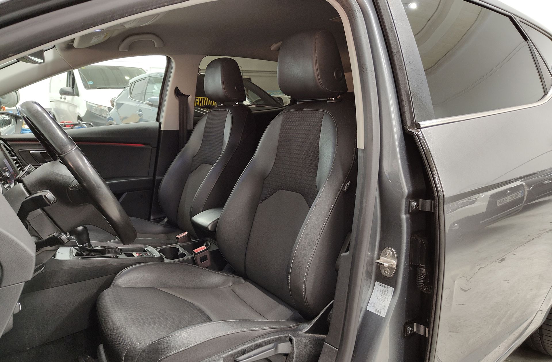 SEAT León 1.4 TSI ACT Xcellence DSG - foto 13