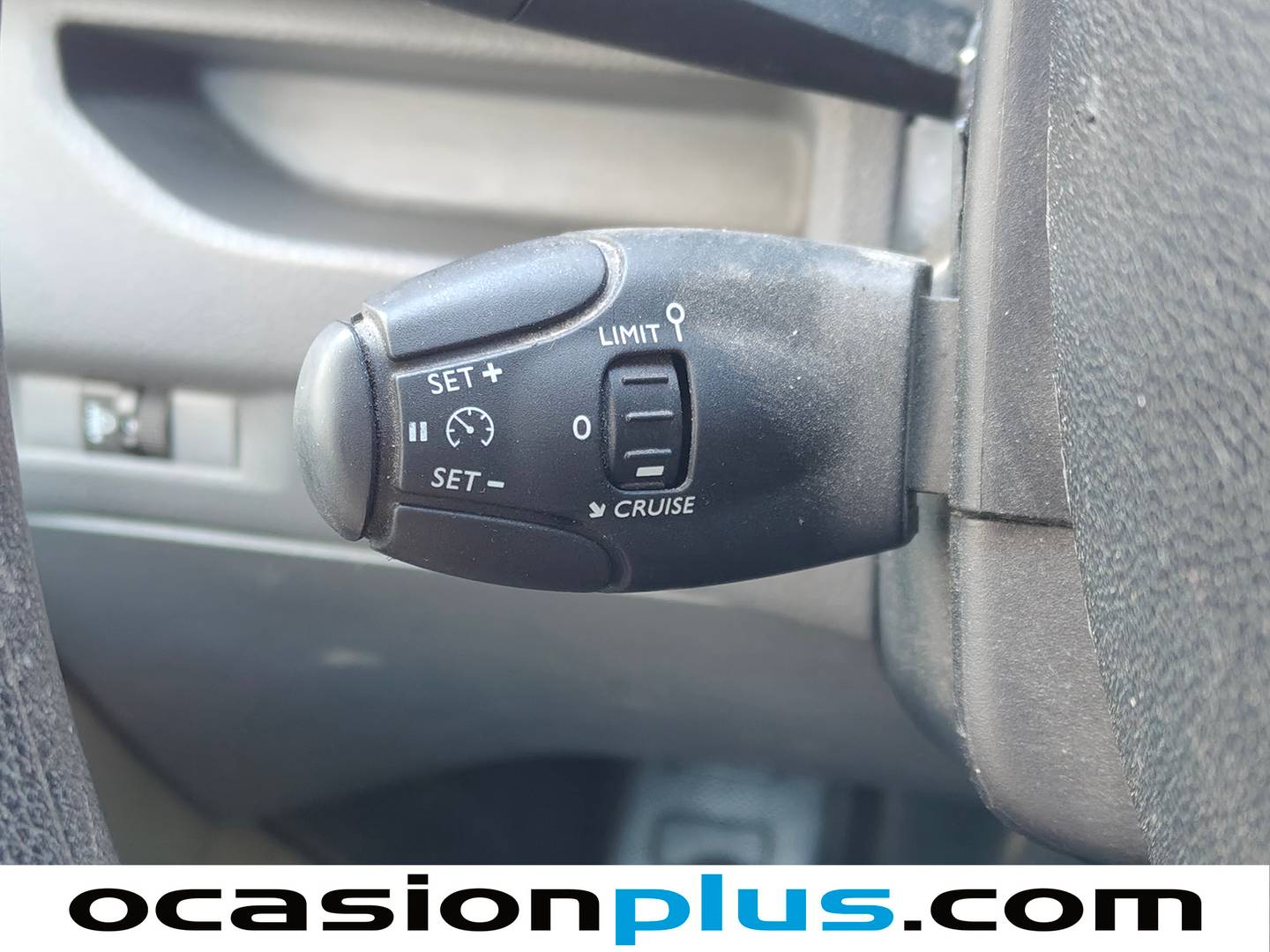 Extras y acabados del Citroën Jumpy Citroen Jumpy Combi BlueHDi 115 Talla XL Confort (115 CV)