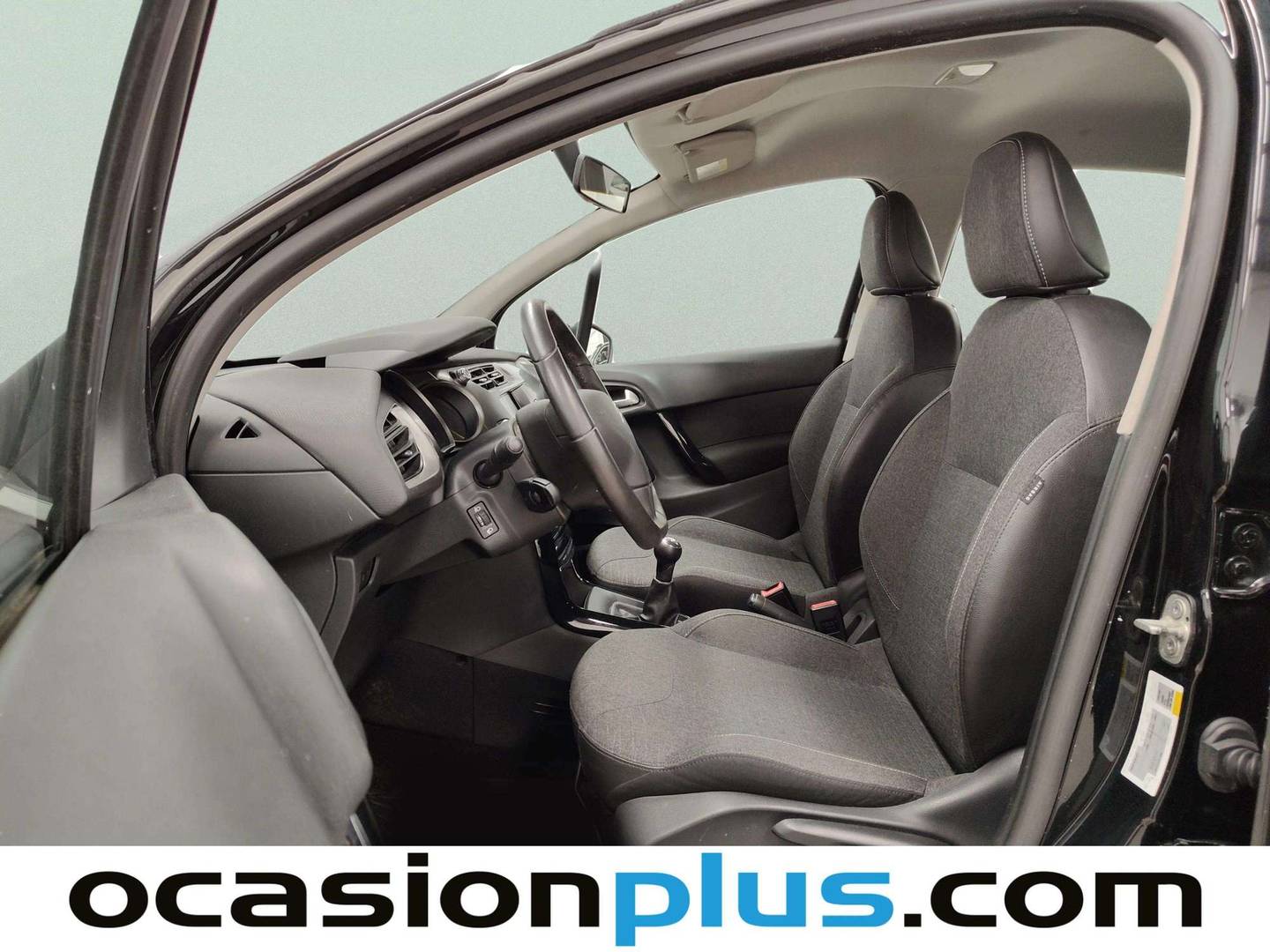 Foto asientos delanteros Citroën C3 Citroën C3 BlueHDi 100 Live Edition (99 CV)