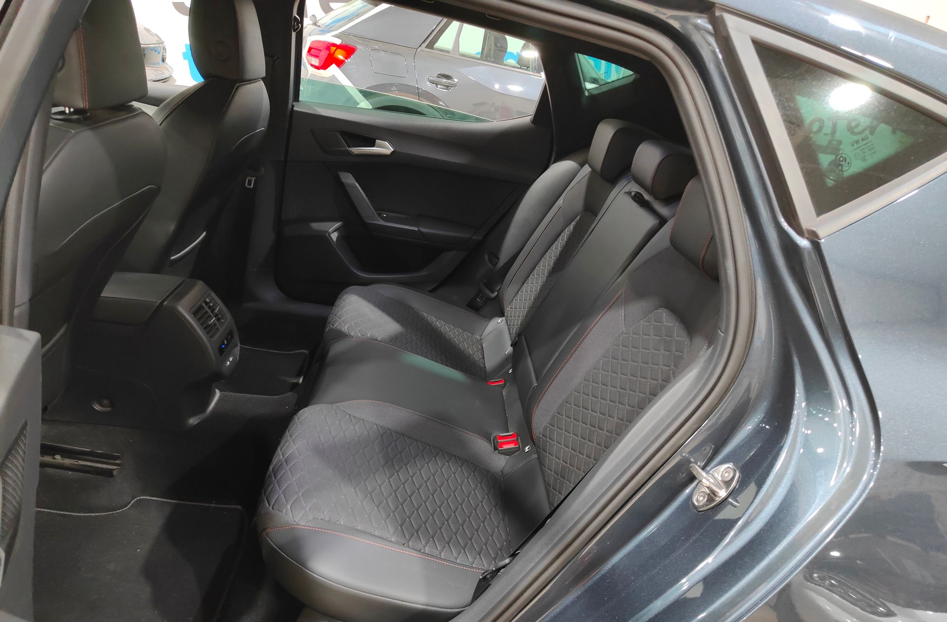 SEAT León 1.5 TSI FR Go L - foto 12