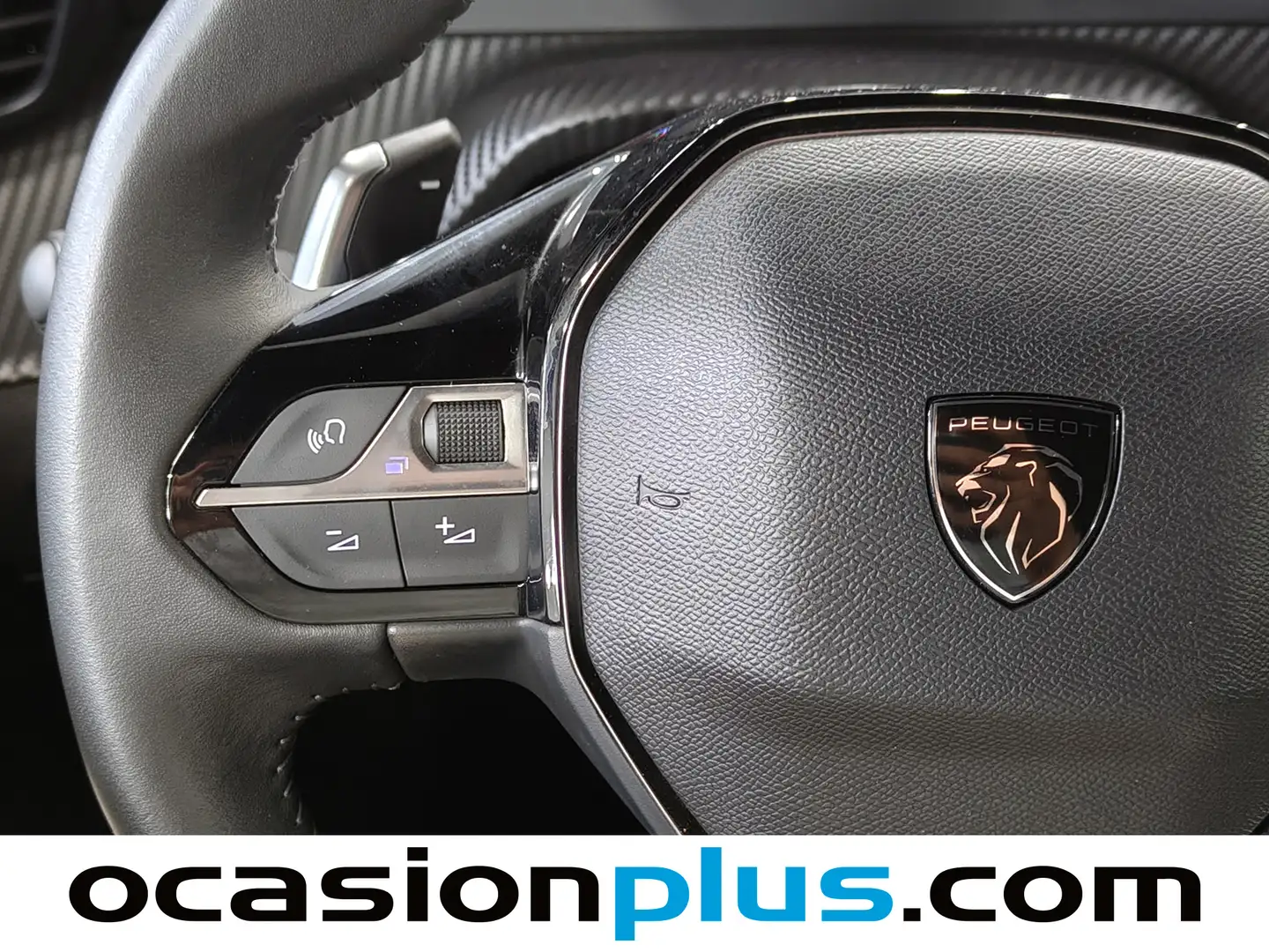 Foto Peugeot 2008 Peugeot 2008 Allure Hybrid eDCS6 (136 CV)