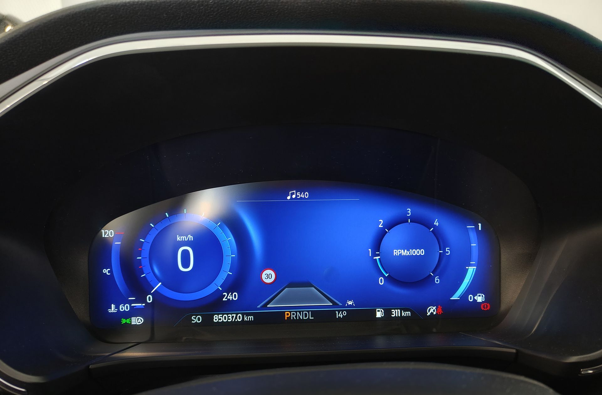 Ford Kuga 2.0 EcoBlue Titanium 4x4 - foto 25