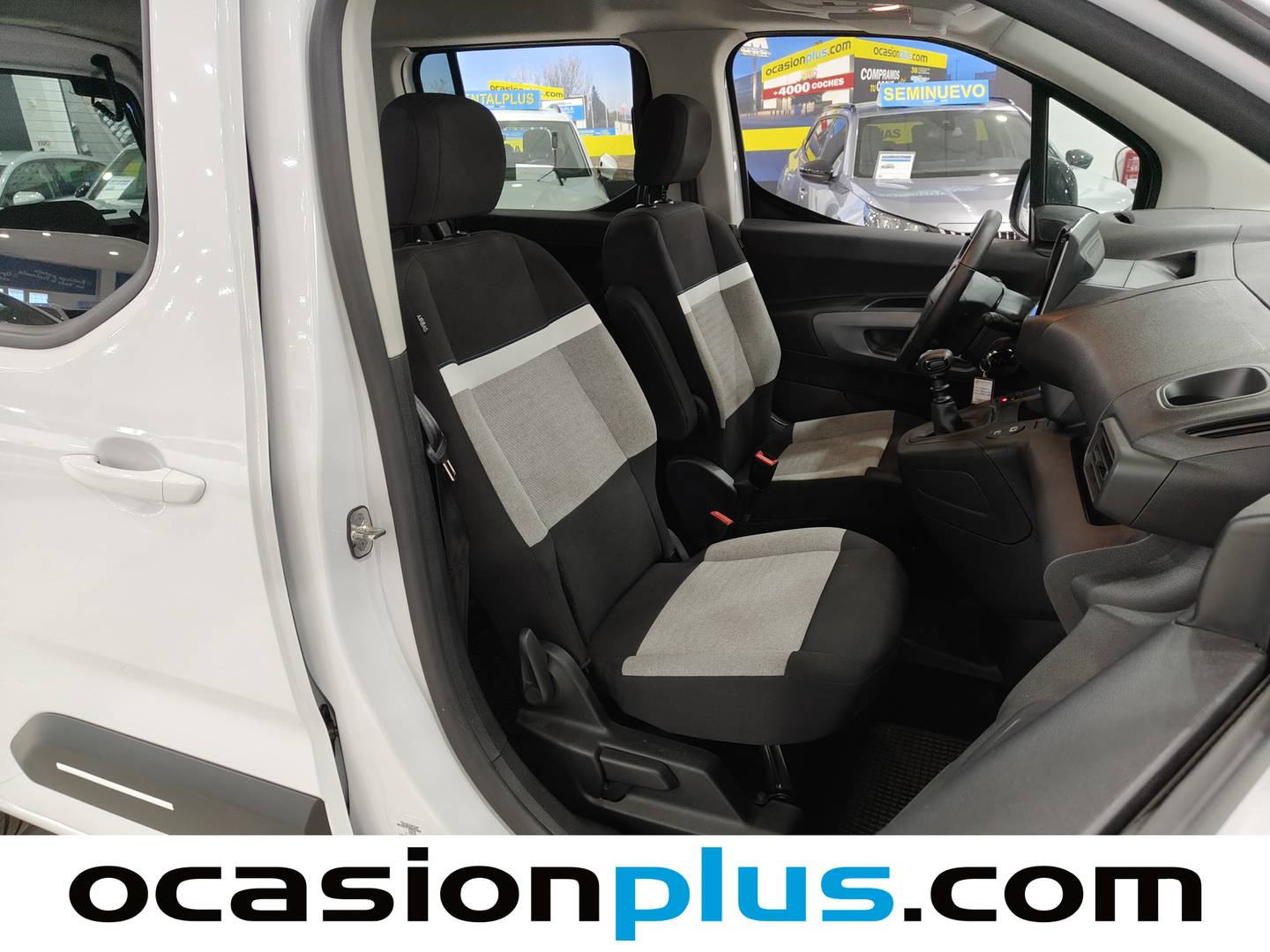 Foto Citroën Berlingo Citroen Berlingo BlueHDi 100 S&S Plus Talla M (102 CV)