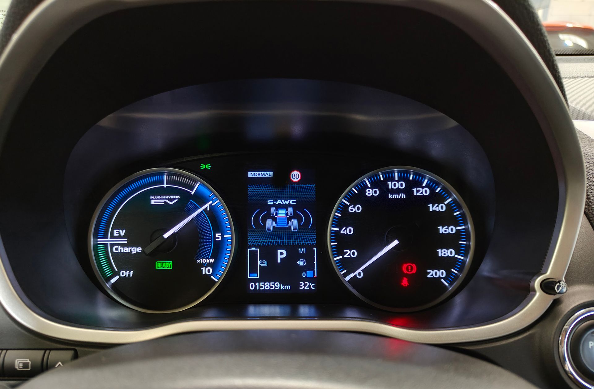 Mitsubishi Eclipse Cross 2.4 PHEV Kaiteki 4WD - foto 26