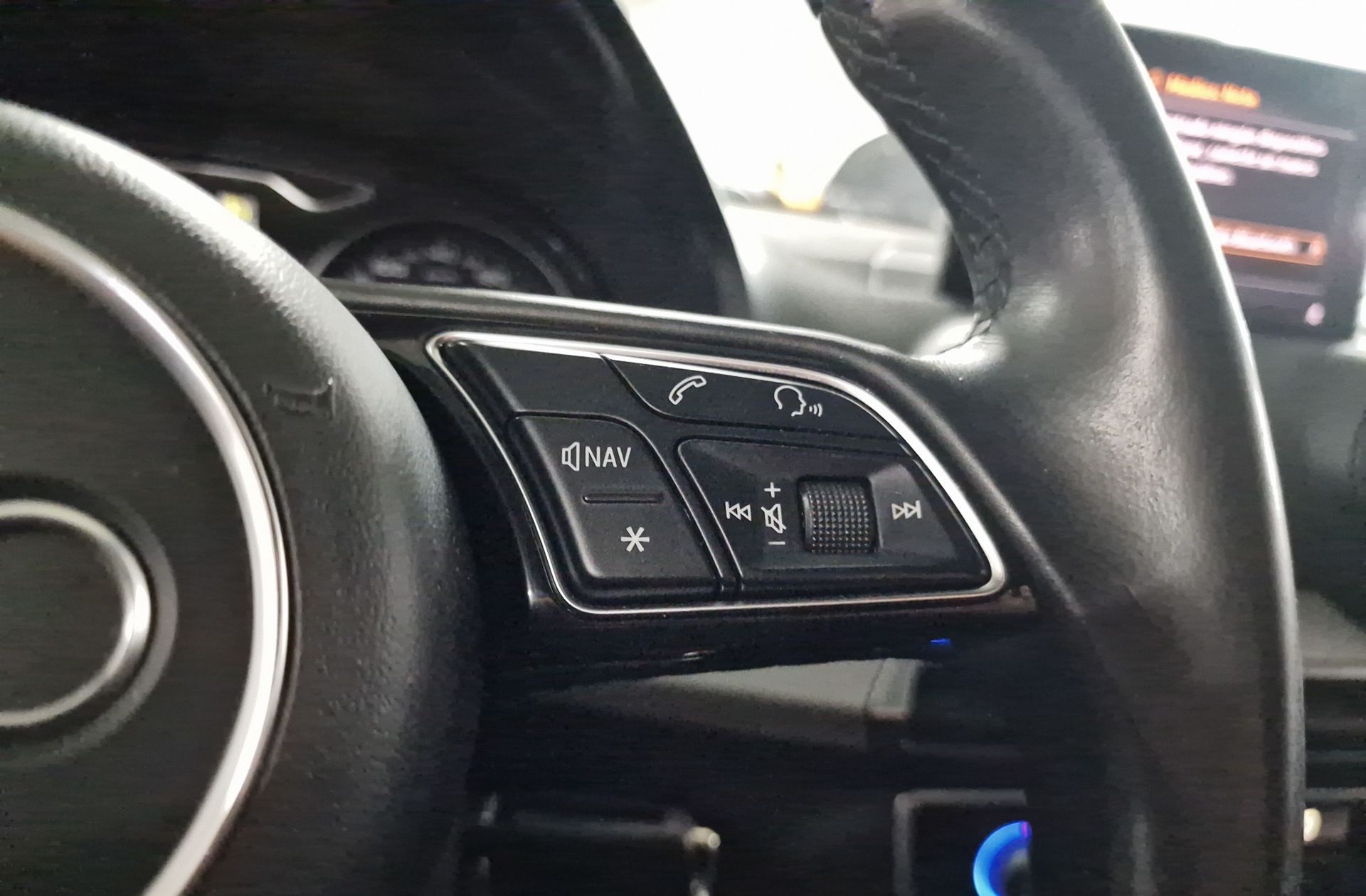 Audi Q2 30 TDI - foto 28
