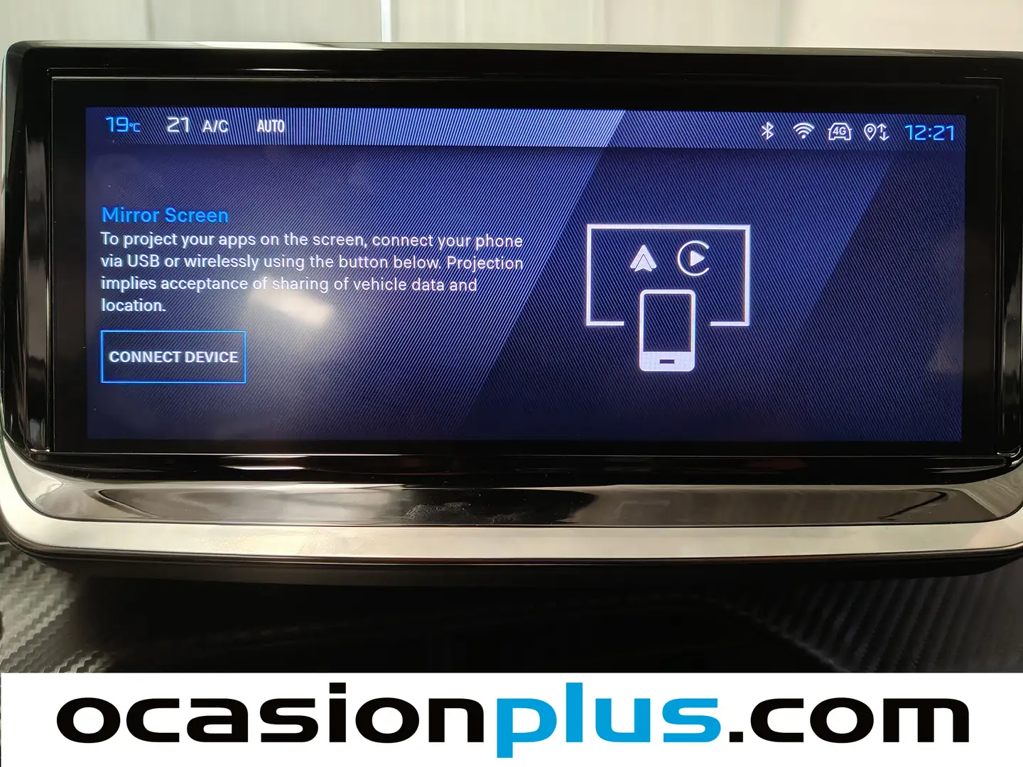 Foto Peugeot 2008 Peugeot 2008 Allure Hybrid eDCS6 (145 CV)