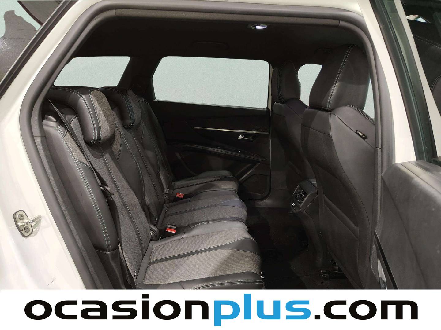 Peugeot 5008 Hybrid Peugeot 5008 Hybrid 1.2 Allure Pack eDCS6 (136 CV) 7 plazas km 0