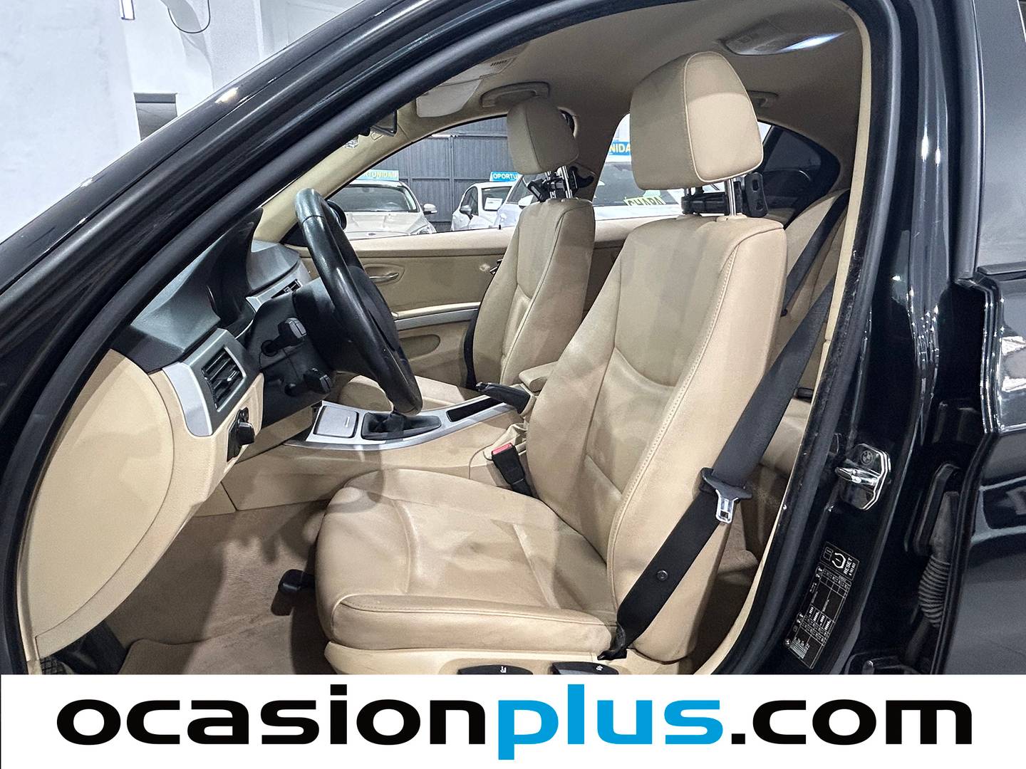 Foto asientos delanteros BMW Serie 3 BMW Serie 3 318d (143 CV)