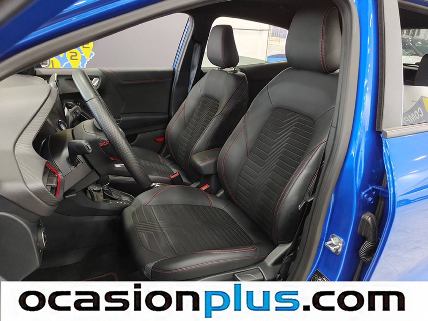 Foto Ford Puma Ford Puma 1.0 EcoBoost MHEV ST-Line X Auto (155 CV)