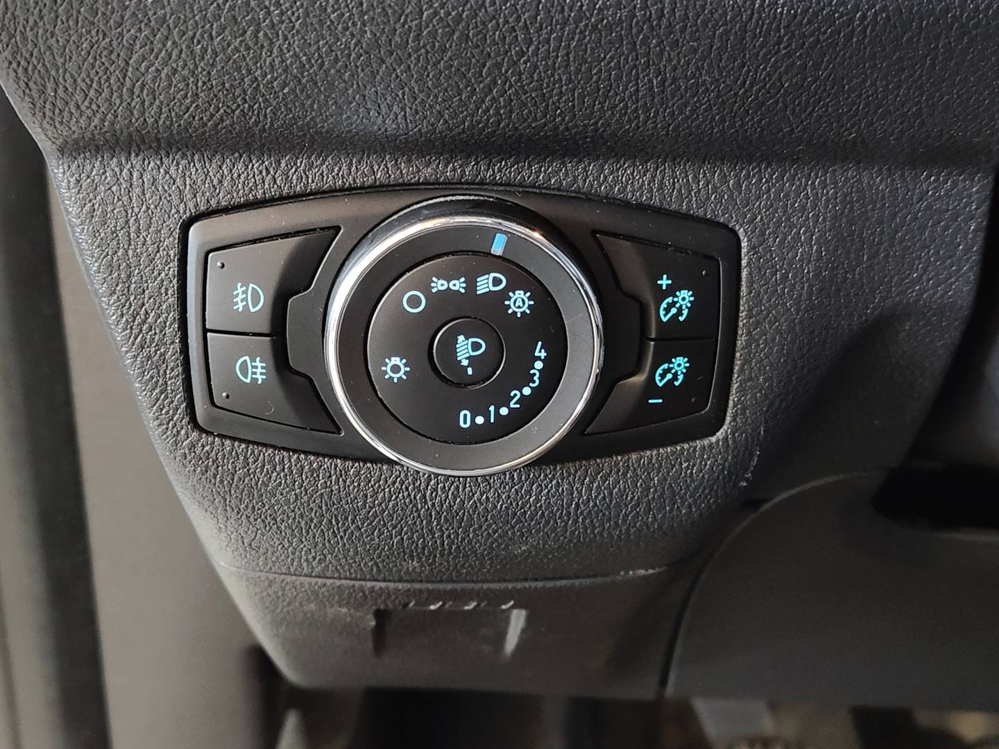 Foto Ford Transit Courier Ford Transit Courier Furgon 1.5 TDCI Trend (100 CV)