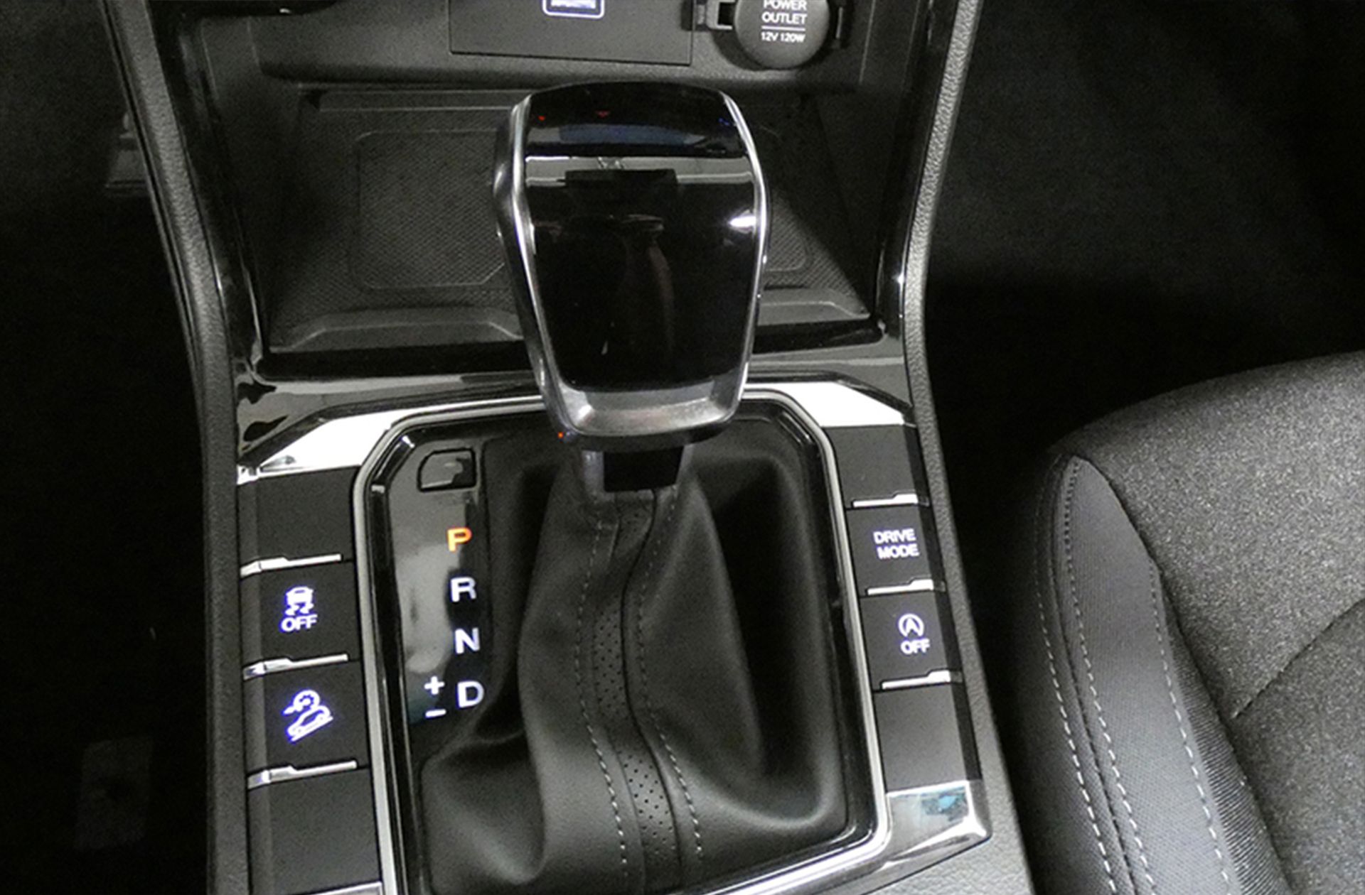 SsangYong Korando G15T Urban Plus GSR - foto 5