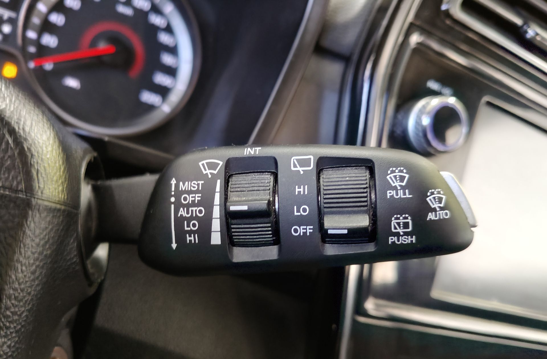 SsangYong Tivoli G12T Urban Plus - foto 25