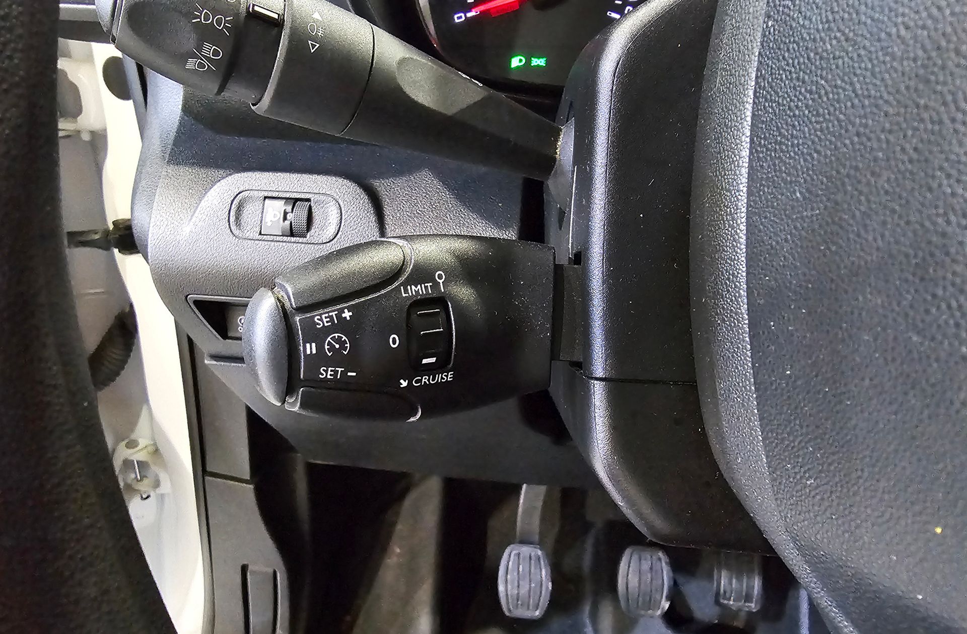 Citroën Berlingo Furgon BlueHDi 100 Talla M Control - foto 23