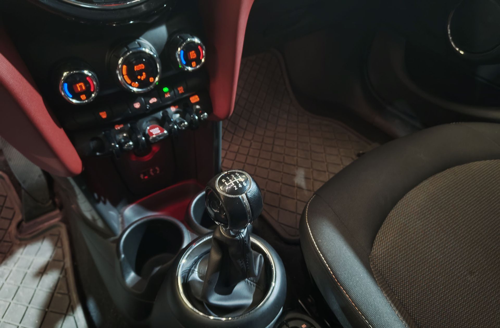 MINI Cooper D - foto 5