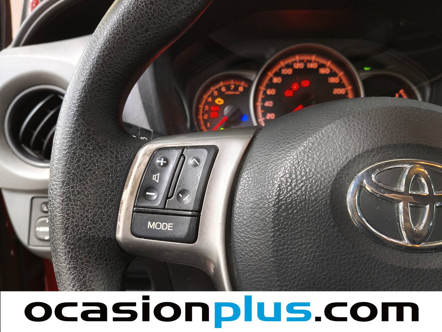 Foto Toyota Yaris Toyota Yaris 1.0 70 City (69 CV)