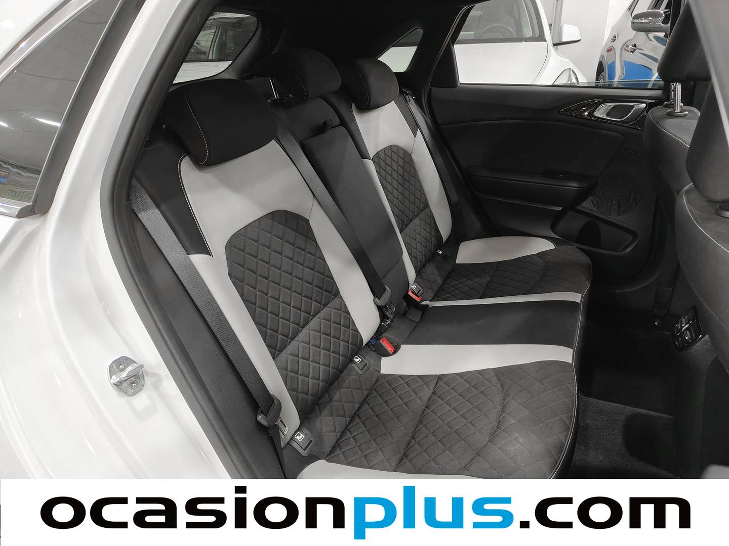 Foto KIA Ceed Kia Ceed 1.5 MHEV GT Line DCT (160 CV)