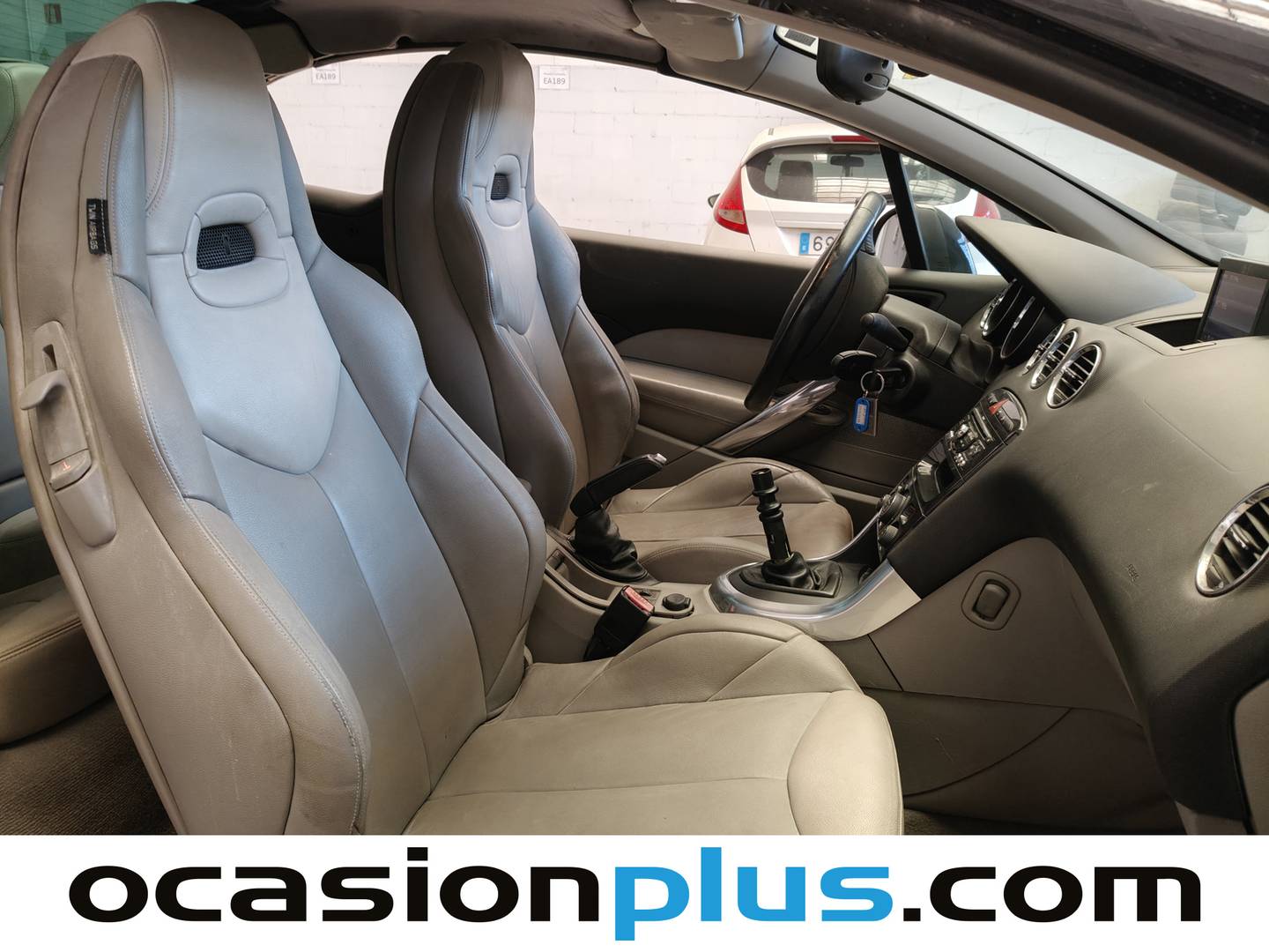 Peugeot 308 Peugeot 308 CC 1.6 THP Edition Limitada (150 CV) al mejor precio