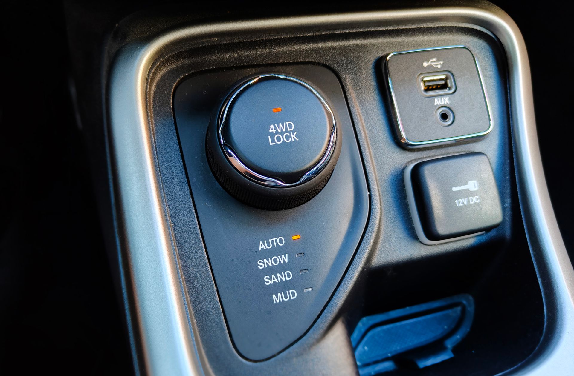 Jeep Compass 2.0 MultiJet Longitude 4x4 AD - foto 7