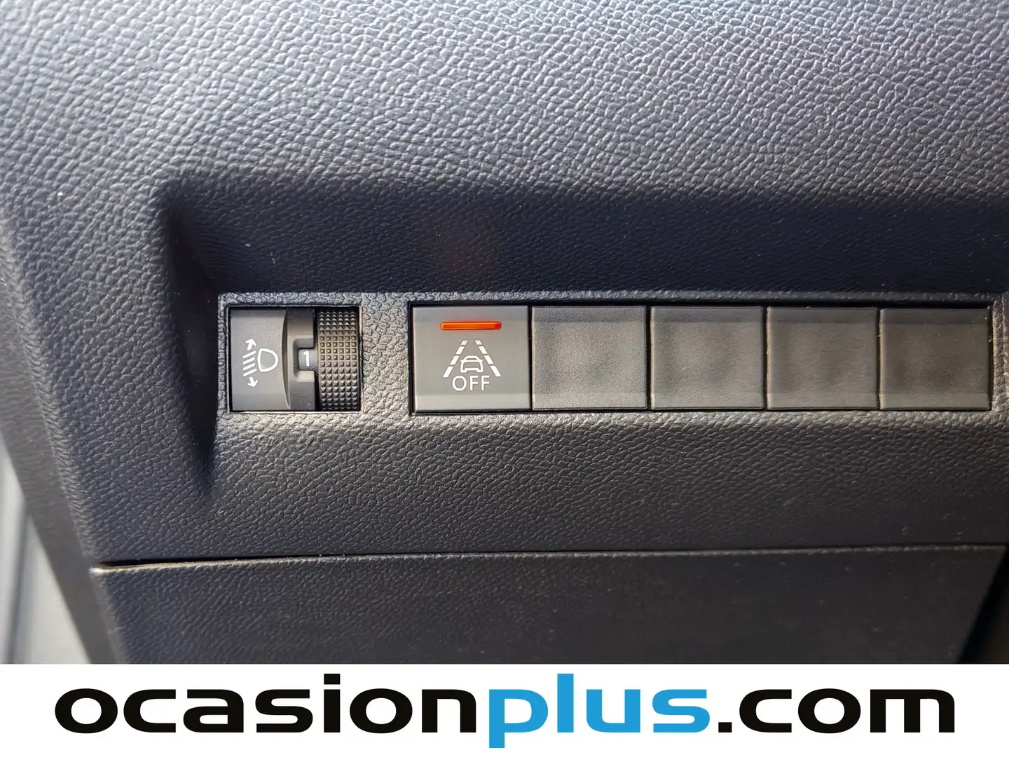 Foto Peugeot 2008 Peugeot 2008 PureTech 100 S&S Allure  (100 CV)