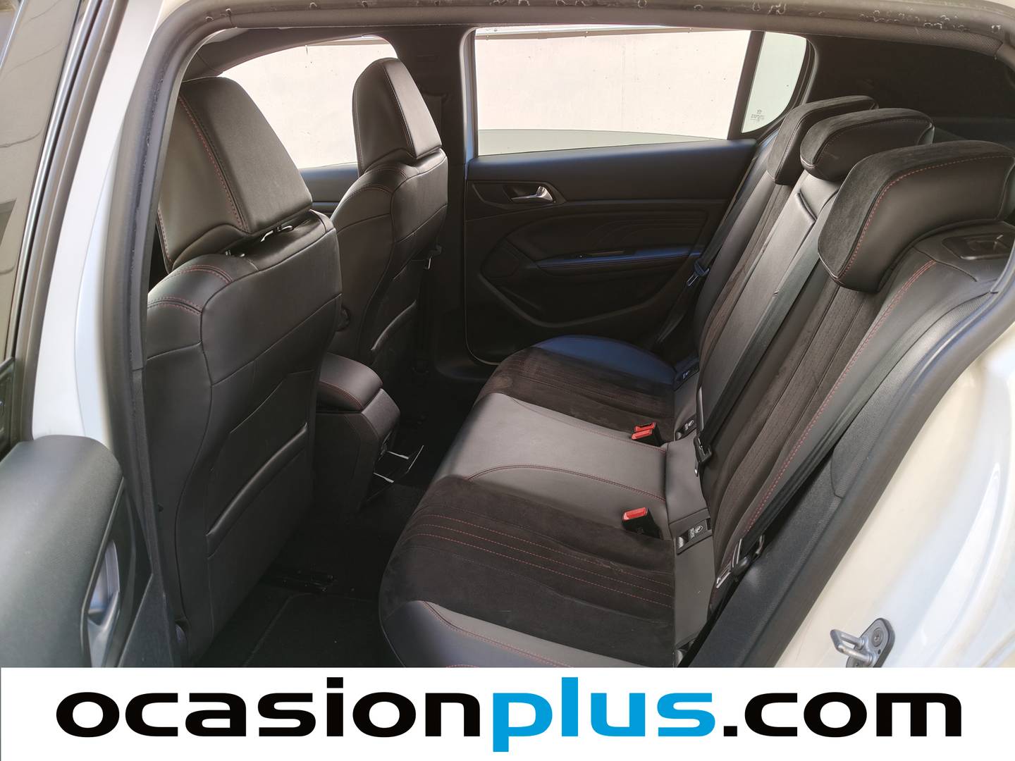 Foto asientos traseros Peugeot 308 Peugeot 308 PureTech 130 S&S GT Line (130 CV)