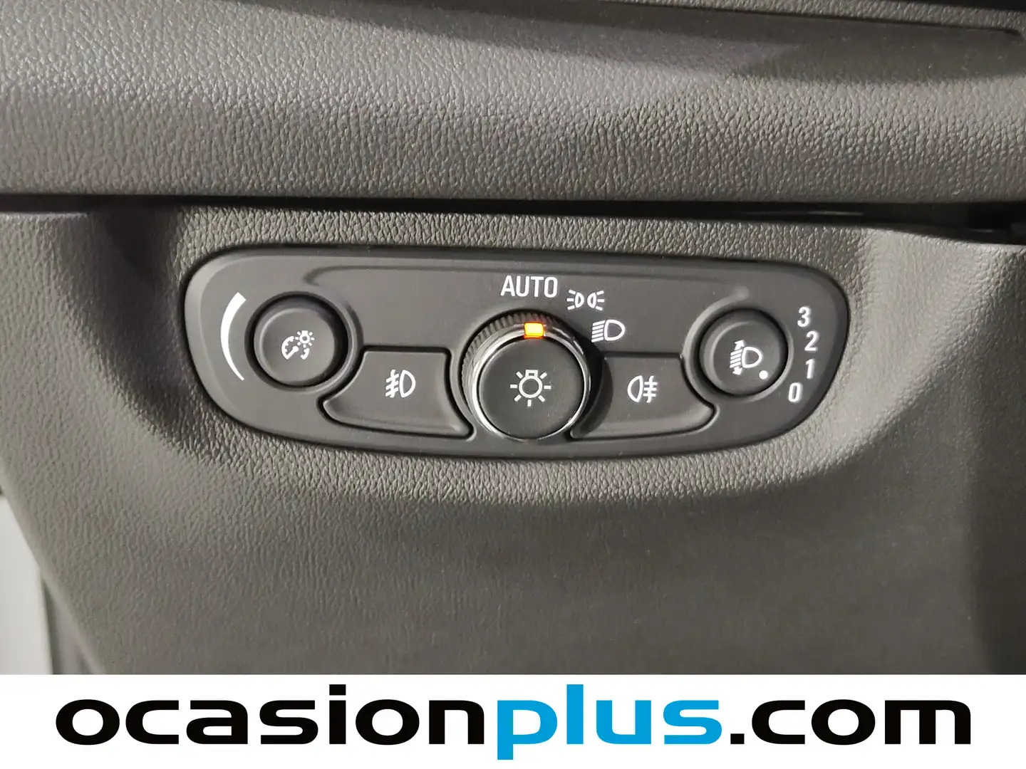 Foto Opel Insignia Opel Insignia 1.5 Turbo XFL Selective (140 CV)