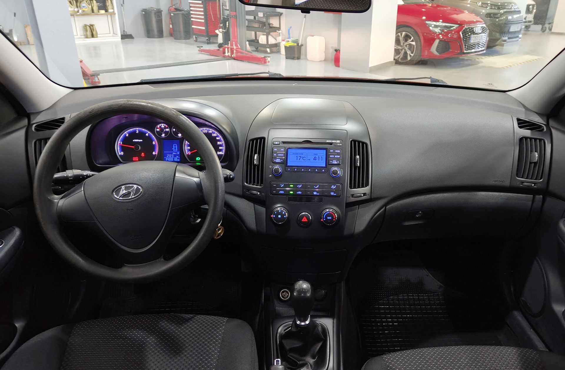 Hyundai i30 1.6 CRDi Comfort GL - foto 6