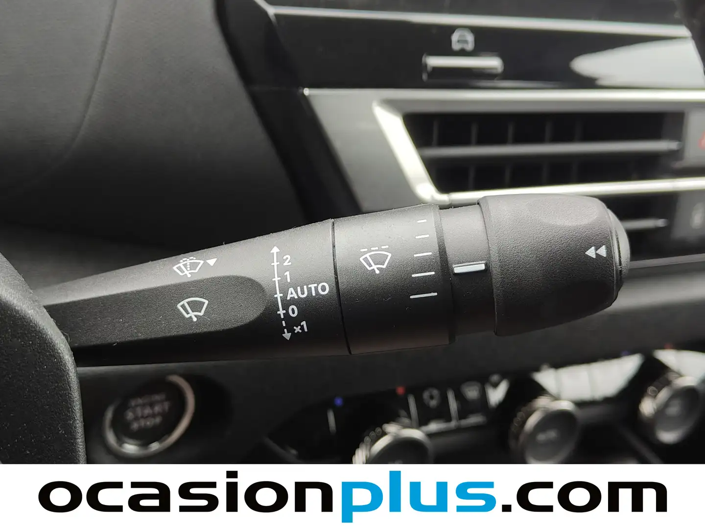 Foto Citroën C4 Citroen C4 PureTech 130 S&S Plus (131 CV)