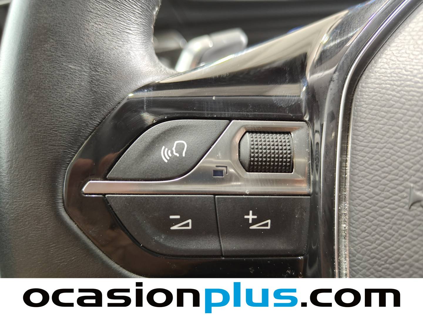 Foto Peugeot 508 Hybrid Peugeot 508 Allure Pack Hybrid e-EAT8 (225 CV)